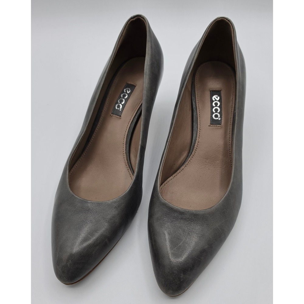 ECCO Pumps Womens Size 8-8.5 Grey Pointed Toe Leather Kitten Heel 3" Heel